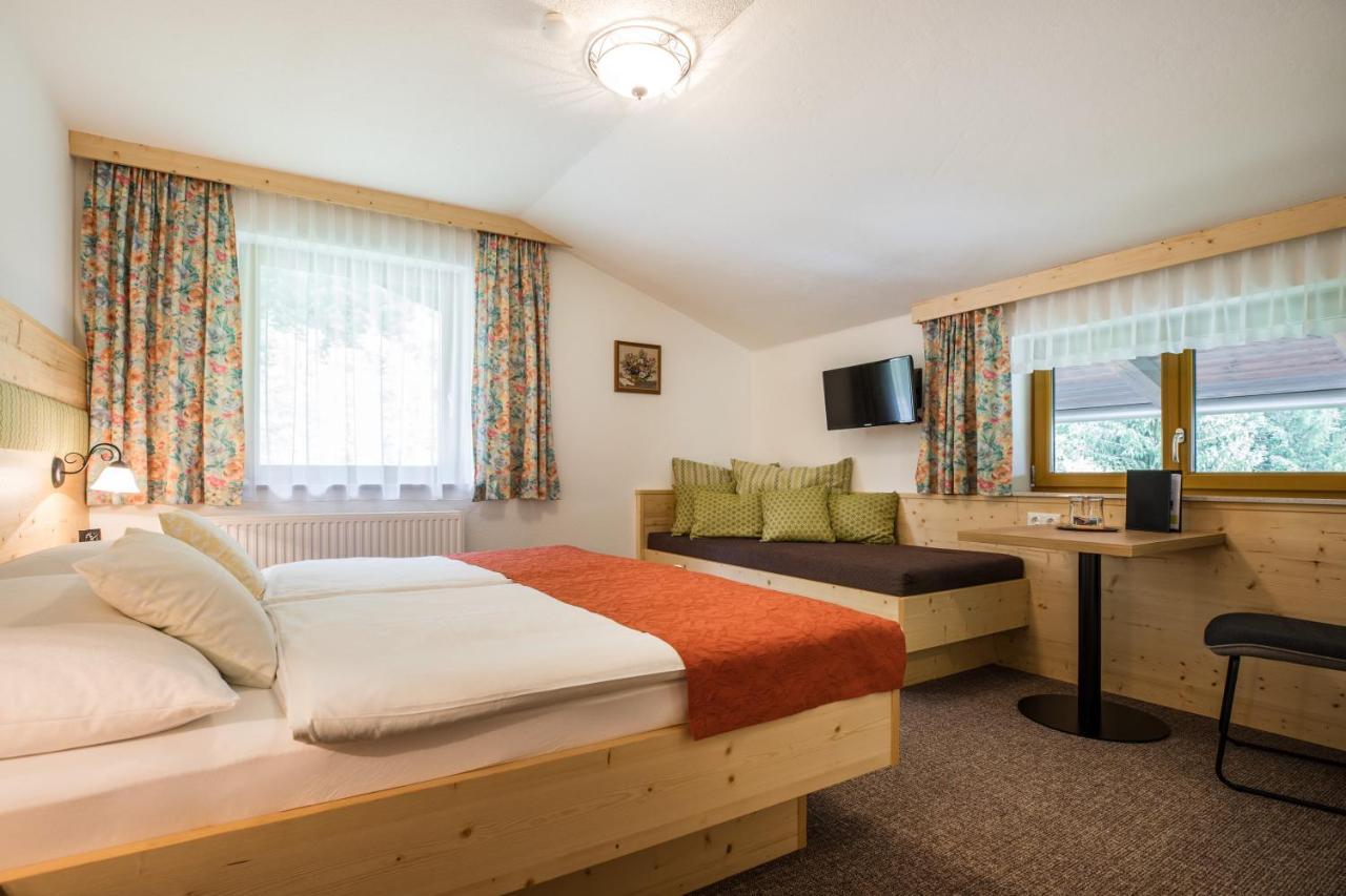 Fruehstueckspension Roetelstein Hotel Ramsau am Dachstein Ngoại thất bức ảnh