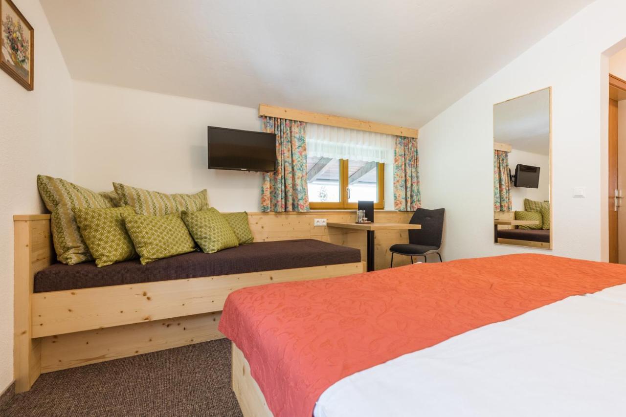 Fruehstueckspension Roetelstein Hotel Ramsau am Dachstein Ngoại thất bức ảnh