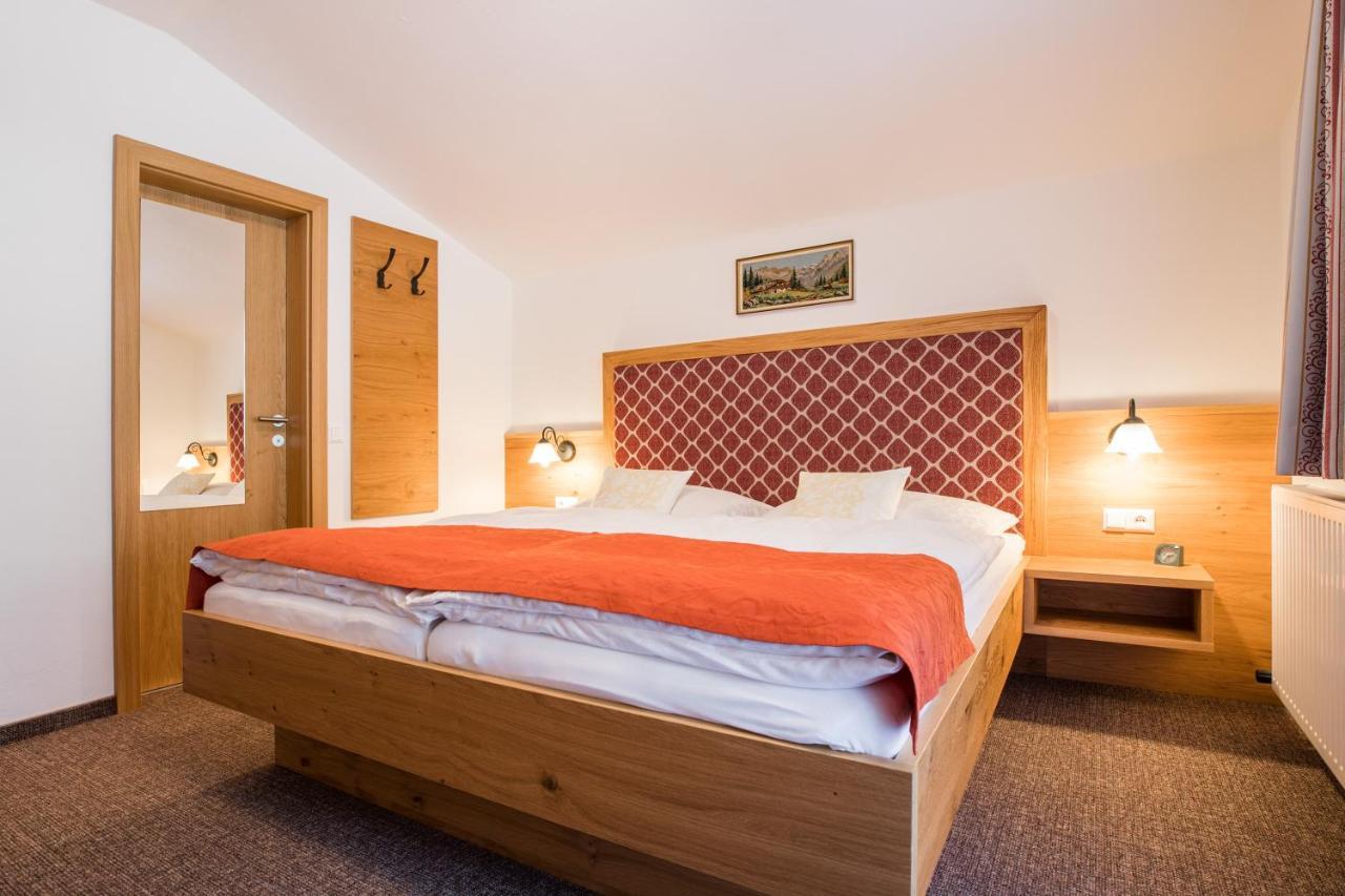 Fruehstueckspension Roetelstein Hotel Ramsau am Dachstein Ngoại thất bức ảnh